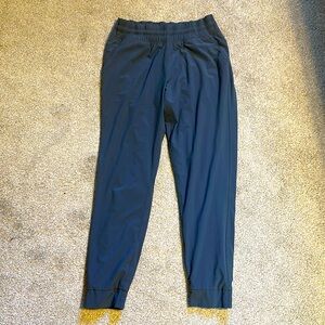 Women’s FreeFly bamboo lined Breeze pull on jogger size M